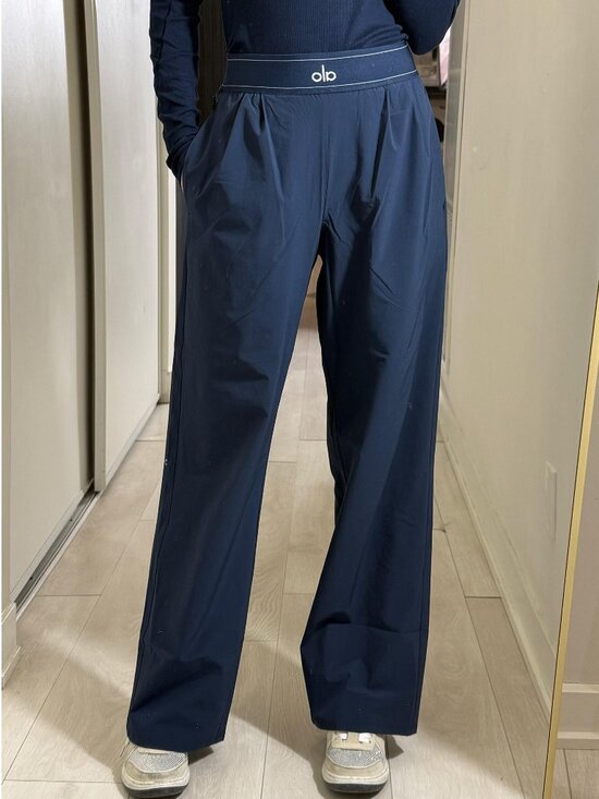 ALO Yoga Pants - 👮♀️ALO Yoga Suit Up Trouser Navy Regular 30" Inseam🐋NWT